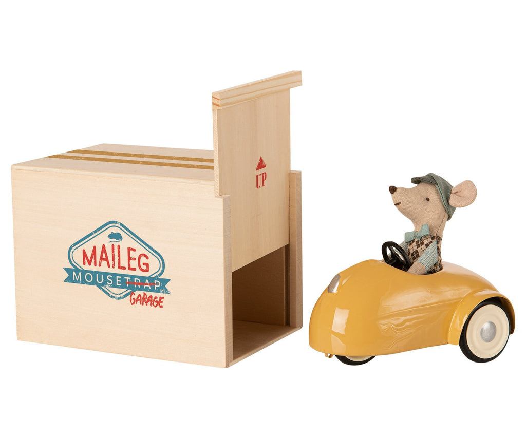 Maileg Mouse Car with Garage Yellow